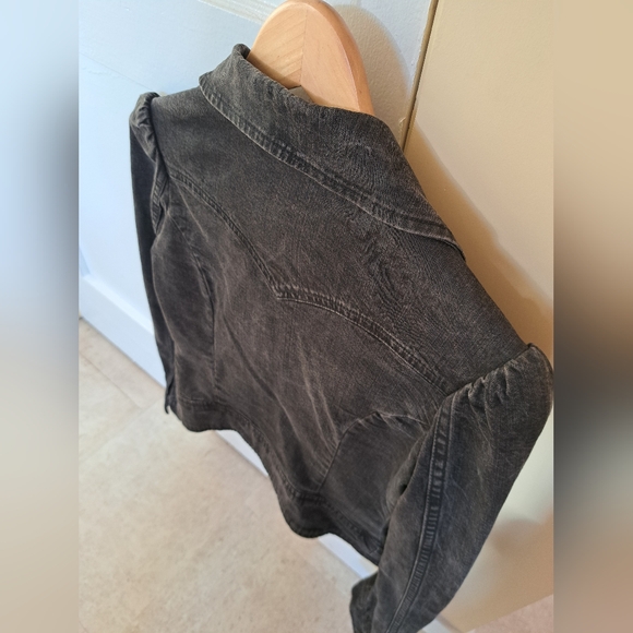 Parasuco Ladies Denim Jacket - Picture 5 of 7